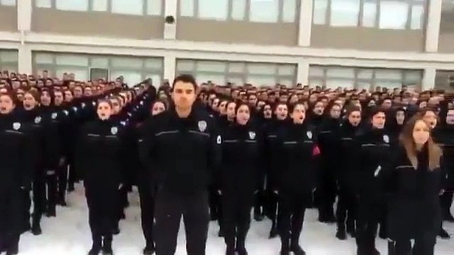 Ertuğrul adlı x hesabından paylaşılan bir yemin sosyal medyada viral oldu.