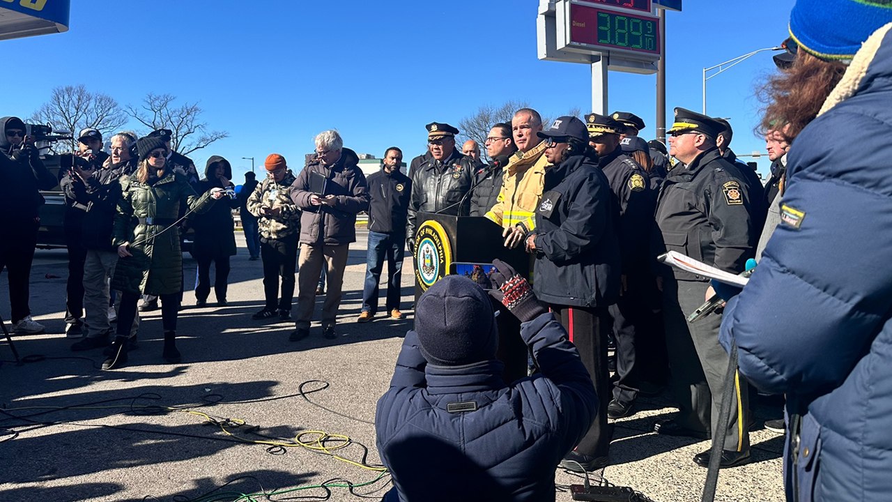 "필라델피아 추락 항공기 탑승자 6명·시민 1명 숨져" / YTN