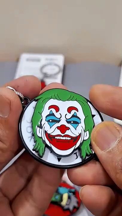 Insane Metal Spinning Keychains Goku, Avengers  Anime Fans Rejoice