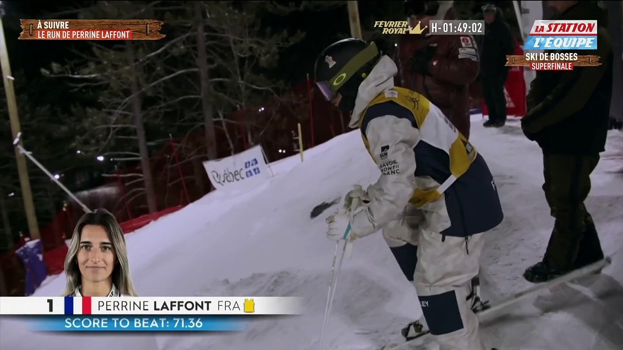 Perrine Laffont au pied du podium - Ski de bosses - CM (F) - Val Saint-Côme