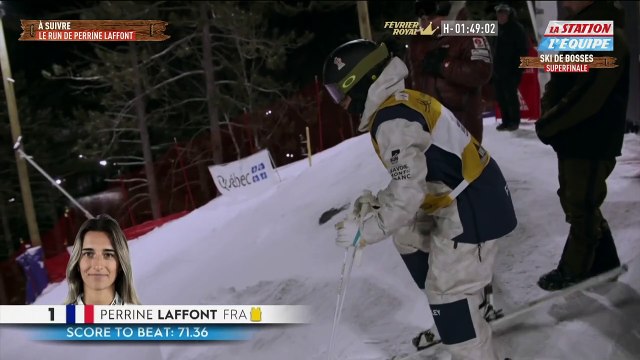 Perrine Laffont au pied du podium - Ski de bosses - CM (F) - Val Saint-Côme