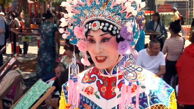 Canberra celebrates Lunar New Year with thousands flocking to Dickson for Year of the Snake festivities