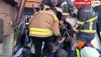 Freni Patlayan TIR, İş Yerine Daldı