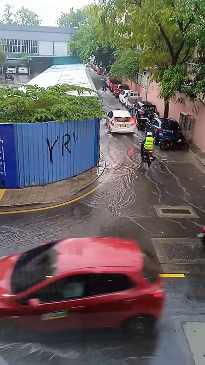 Maldives raining time #shots #shotvideo #rain #maldives #raining