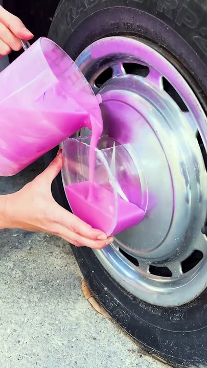 Motor meets maker! Innovative crafts with car badges!