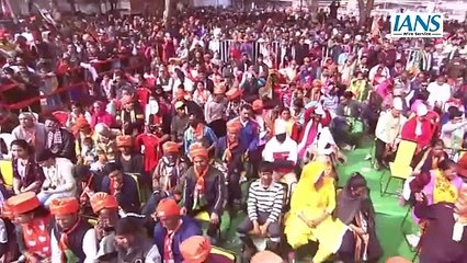 Delhi को ऐसी सरकार चाहिए जो बहाने बनाने के बजाय काम करे: PM मोदी