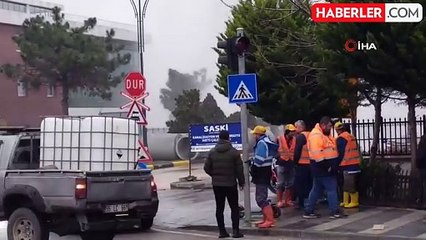 Samsun'da Su Borusu Patladı, 60 Metre Yükseğe Fışkırdı