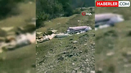 Bolu'da Yedigöller Yoluna Atılan Mobilya Eşyaları Tepkiye Neden Oldu