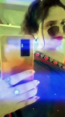 Na jaaiye meri Desi look pe