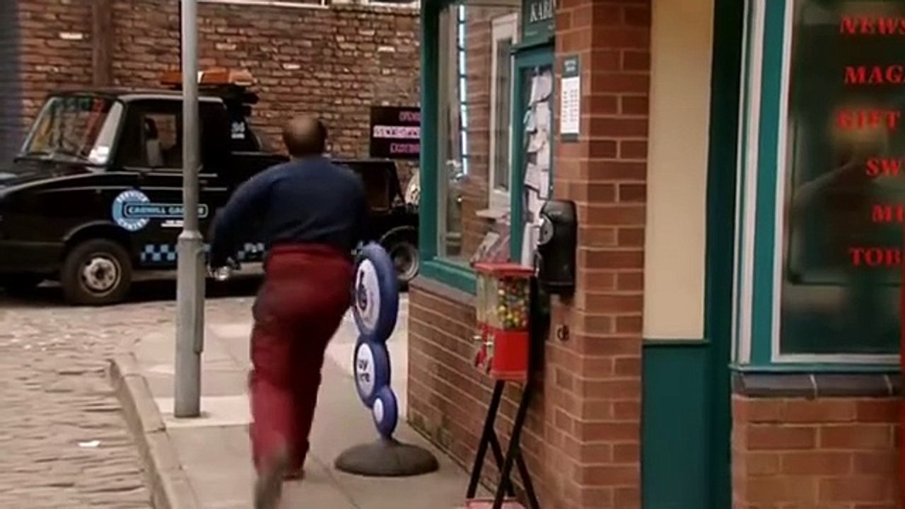 Coronation Street - Terry Duckworth Punches Tommy Duckworth (16th April 2012)