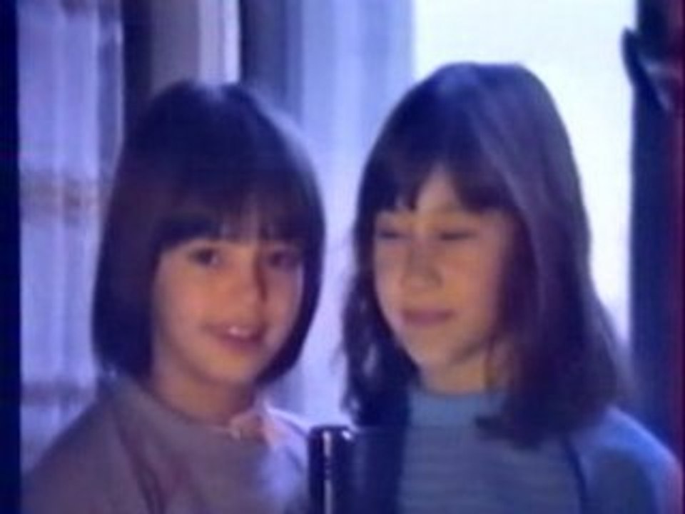 Pascale et Nathalie chantent