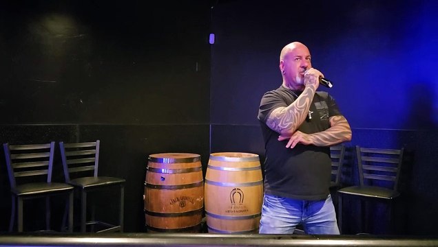 KISS - FOREVER (PERFORMED LIVE AT THE WESTERNER)