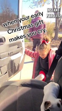 Cette petite fille ne s’attendait pas à une telle surprise en rentrant de l’école