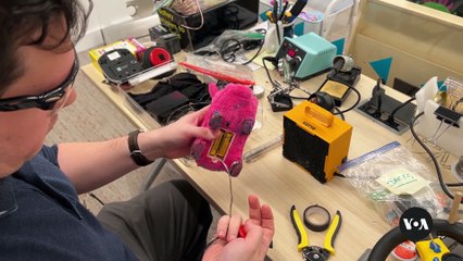 New York Therapists Adapt Toys for Children with Disabilities