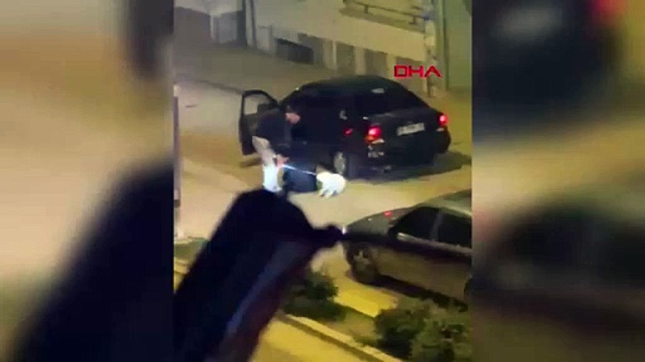 Ankara'da darbedilip, otomobille kaçırılmak istenen kadını mahalleli kurtardı