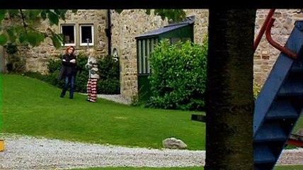 (2010) Behind The Scenes 'The trial'