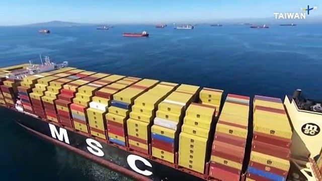 Trump Slaps Tariffs on Canada, Mexico and China