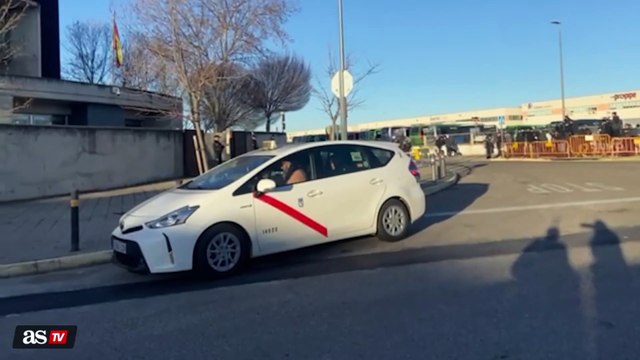 Así fue la llegada de Luis Rubiales a los juzgados de San Fernando de Henares para declarar por el beso a Jenni Hermoso