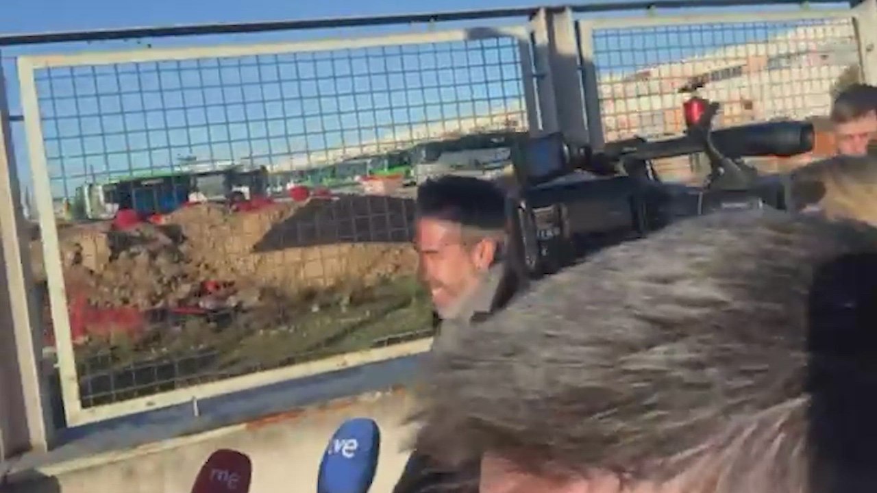 La reacción de Jorge Vilda a su llegada para declarar por el beso de Rubiales a Jenni Hermoso