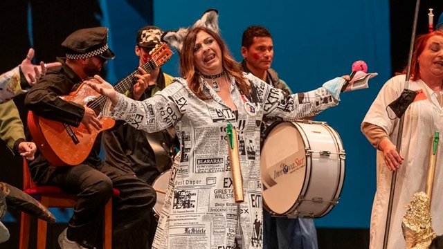 Boicot del público a una chirigota negacionista en el Carnaval de Cádiz