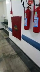 Bombeiros mostram onde começou fogo no hospital Regional de Aparecida de Goiânia