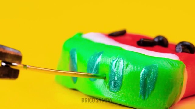 Des créations étonnantes en argile polymère et en résine époxy et des idées de décoration géniales