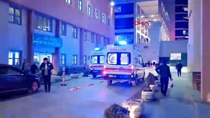 Batman'da 20 yaşındaki genç bıçaklandı