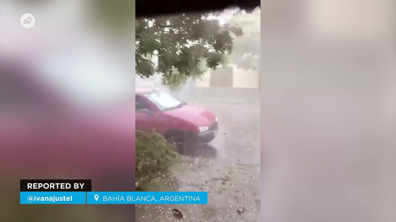 A large hail and wind storm wreaks havoc in Bahía Blanca, Argentina