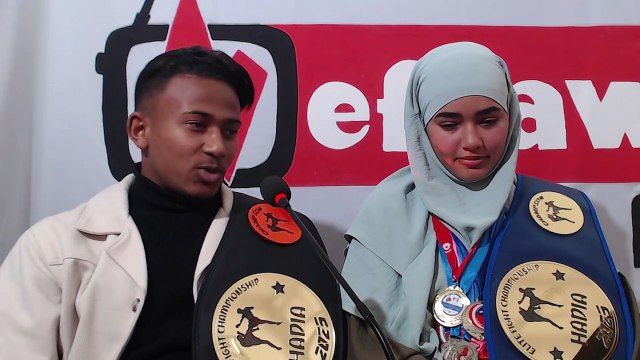 تألق عناصر فريق نادي الاولمبي بقبلي للكيك بوكسينغ في البطولة المحترفة بمدنين أيوب حمادي مدرب الفريق نزار العرفاوي ملاكم ملاك حمودة ملاكمة