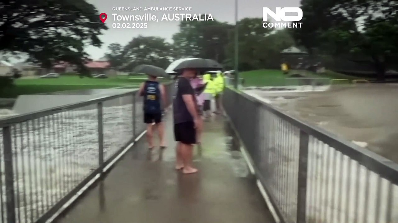 I devastanti danni delle inondazioni in Australia, pioggia record per il terzo giorno di fila