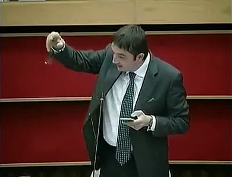 Maurizio Fugatti e la favola dei lupi importati in Trentino, intervento del 2017