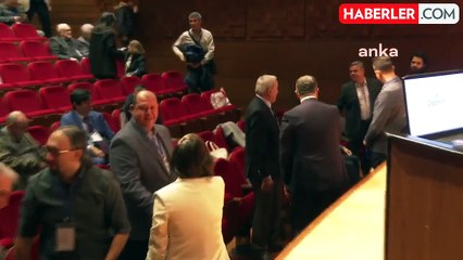 İzmir Büyükşehir Belediye Başkanı Tugay: "İzmir'de Öncelikli Konu Deprem Riskinin Azaltılması ile İlgili Yapılacak Çalışmalardır"