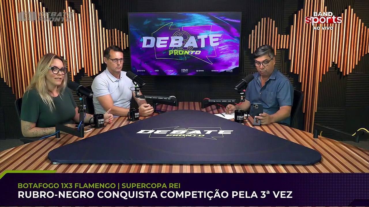 MAIS TÍTULOS DO QUE DERROTAS! DEBATE PRONTO EXALTA TRABALHO DE FILIPE LUÍS NO FLAMENGO