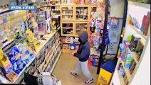 Pisa, blitz della polizia pistole in pugno nella tabaccheria e rapinatore arrestato