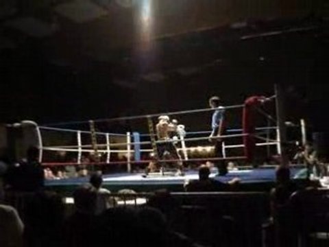 Yvan Mendy VS El Maky Boxe pont sainte maxcence 2 BCOP