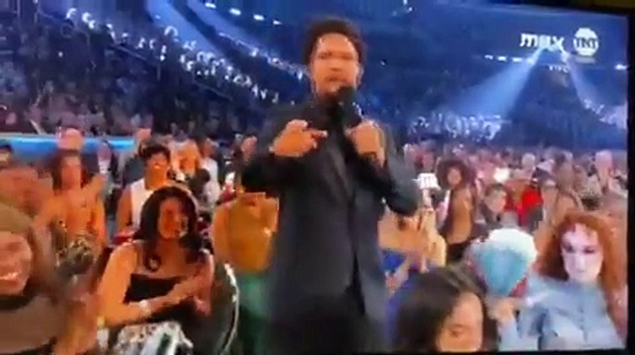 Shakira: comediante faz piada xenofóbica com a cantora e seu país