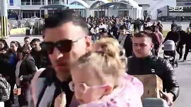 Miles de personas abandonan Santorini tras registrarse 550 terremotos en una semana