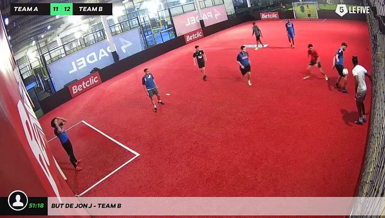 But de Jon J - Team B