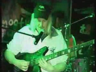 Women by BB BlackDog live at the snooty fox