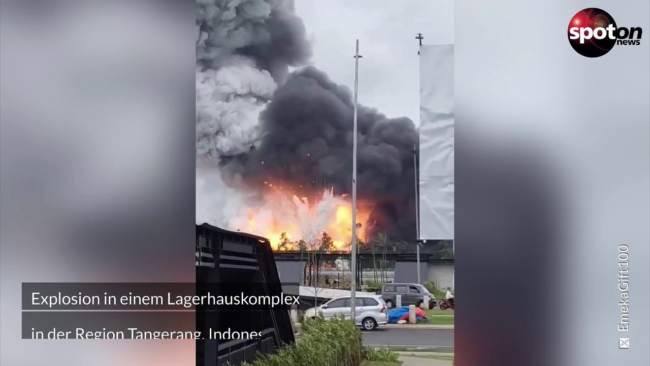 Massive Explosion in Spielzeuglager zerstört 13 Hallen