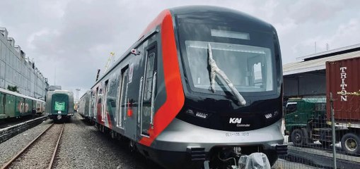 ΡΤ ΚΑΙ Commuter bakal segera mengoperasikan 12 rangkaian KRL baru yang baru saja datang dari China, setelah melewati serangkaian uji coba oleh Kemenhub