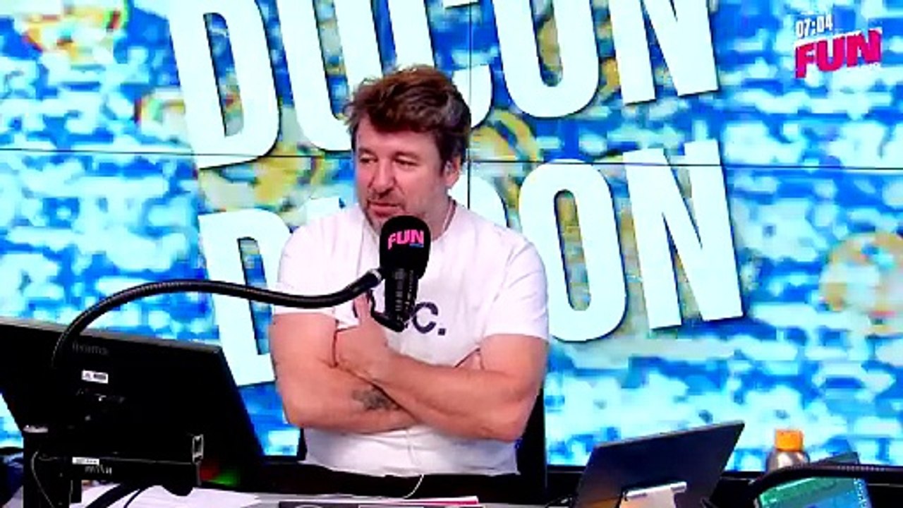 Ducon Ducon du 04 février - Pris de court après une pause cigarette, il reste accroché à un train filant à 282 km/h