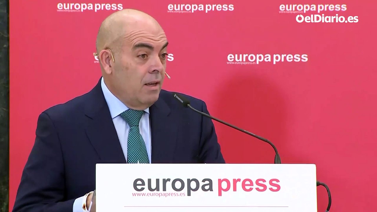 Lorenzo Amor sobre Díaz: “Cuando la he visto llegar con su traje de marfil, sabía que era un día importante, ella se pone estos colores para comparecer”