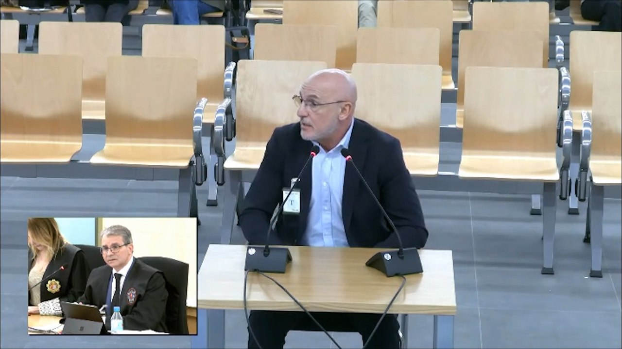 De la Fuente niega haber participado en la reunión de la RFEF sobre el beso a Jenni Hermoso