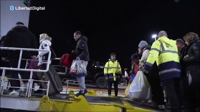 Preocupación en Grecia por el riesgo de gran terremoto tras más de 200 temblores en Santorini