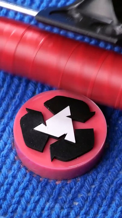 Tail-wagging DIYs! Fun crafts for you and your pet!