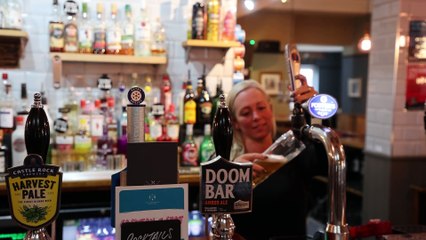 Nottingham Forest send gifts to pub landlady after free pint offer backfires