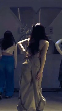 Muje Piyar Kartey Kartey Gairo Par Mar Gay tum #reels #shorts #spotlight #viralvideo #foryou #trending #snapchat #youtube #dance #explore #exploremore #trending #HDMI #memes #bollywood #bollywoodsongs #viralvideochallenge