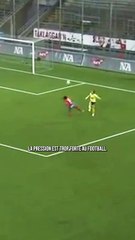 Elle n'a pas supporté la pression #sport #football