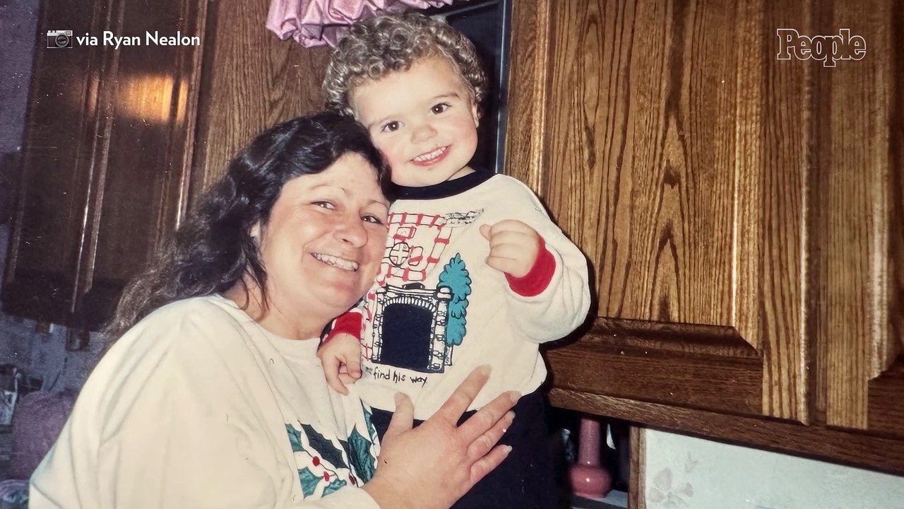 Singer's Mom Died in Drunk Driving Accident When He Was 5. 25 Years Later, He Releases Viral Song to Thank Aunt Who Raised Him